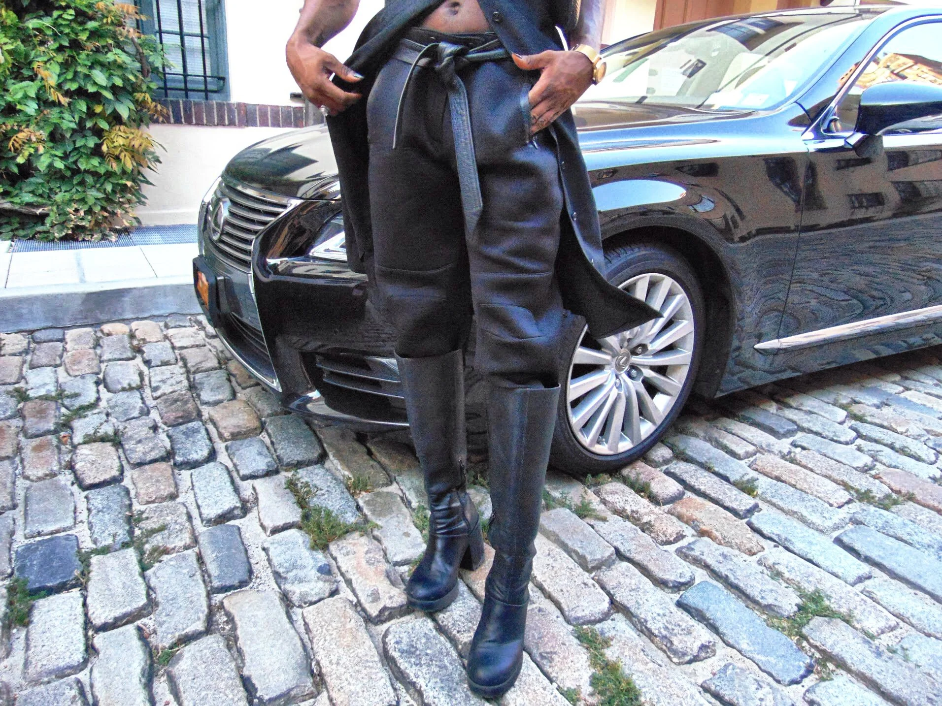 You can rock all black any time, any season.