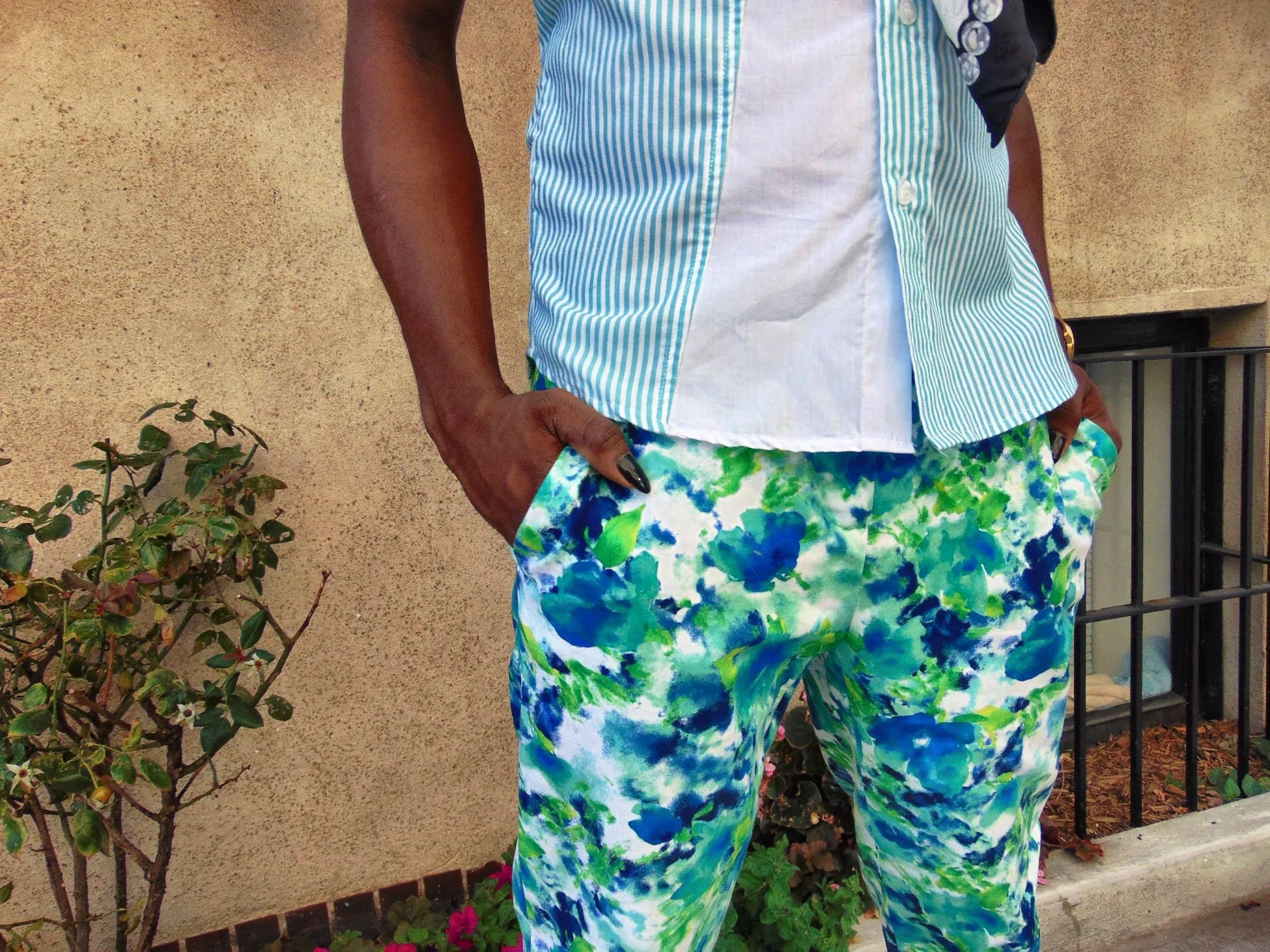 I'm bringing you a fearless approach to prints with style and color.