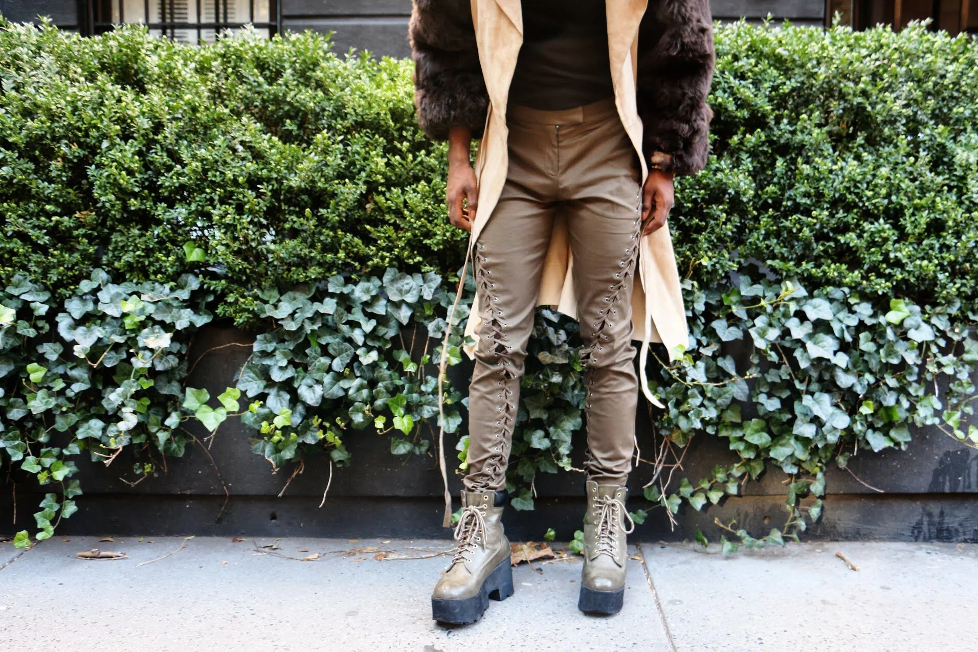 Without a focal point, and outfit can be boring, unfinished, and uninteresting. 