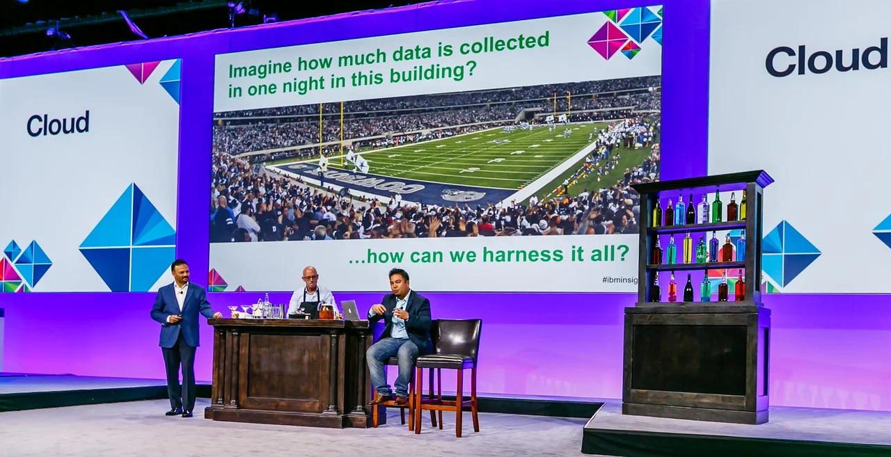 20151026164544 1871 IBM INSIGHT 2015 KEYNOTE CLOUD MARK JEFFRIES SANJAY RISHI JON DELORD-X2.jpg