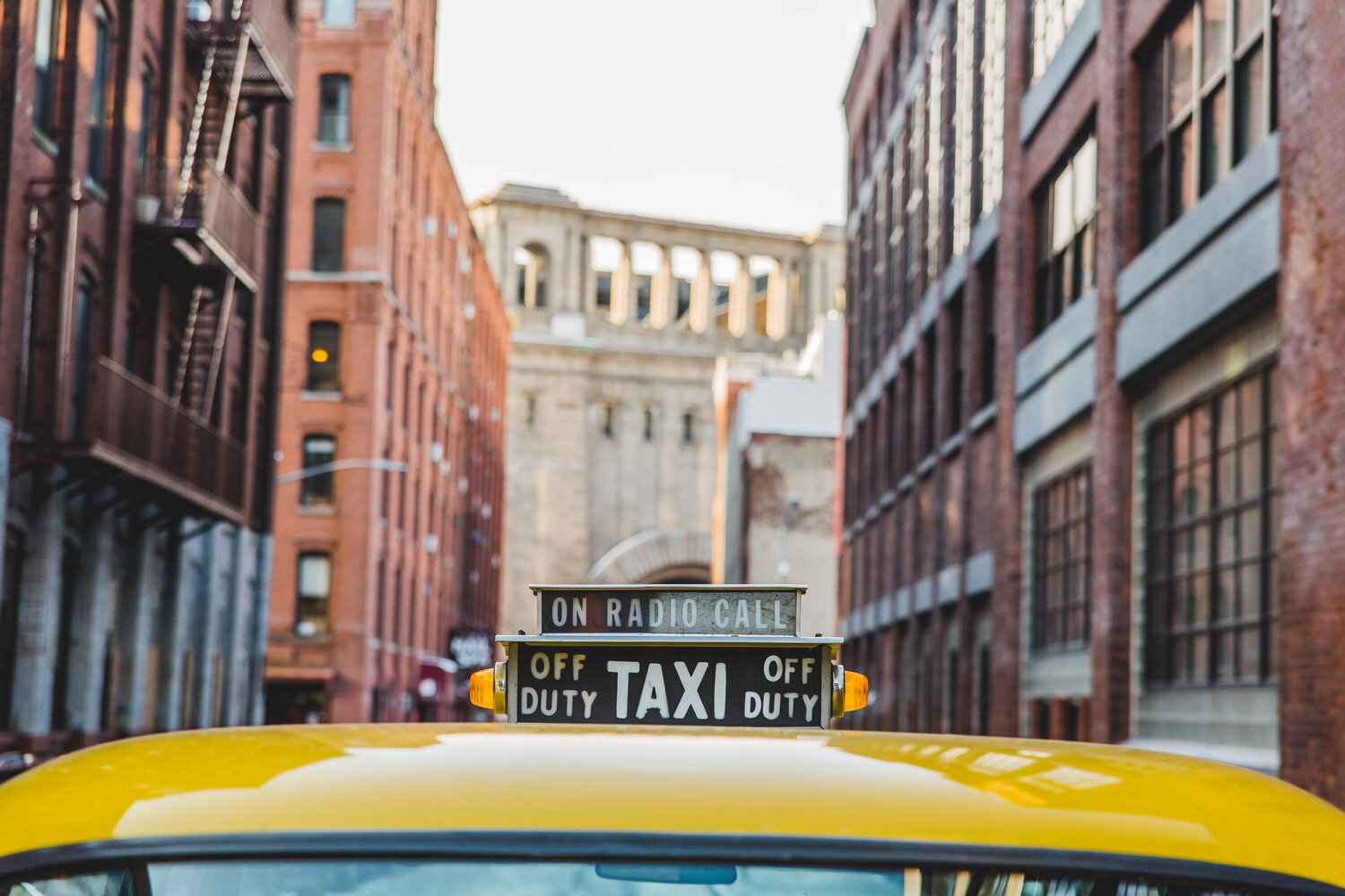 nyc elopement photographer dumbo old taxi65.jpg
