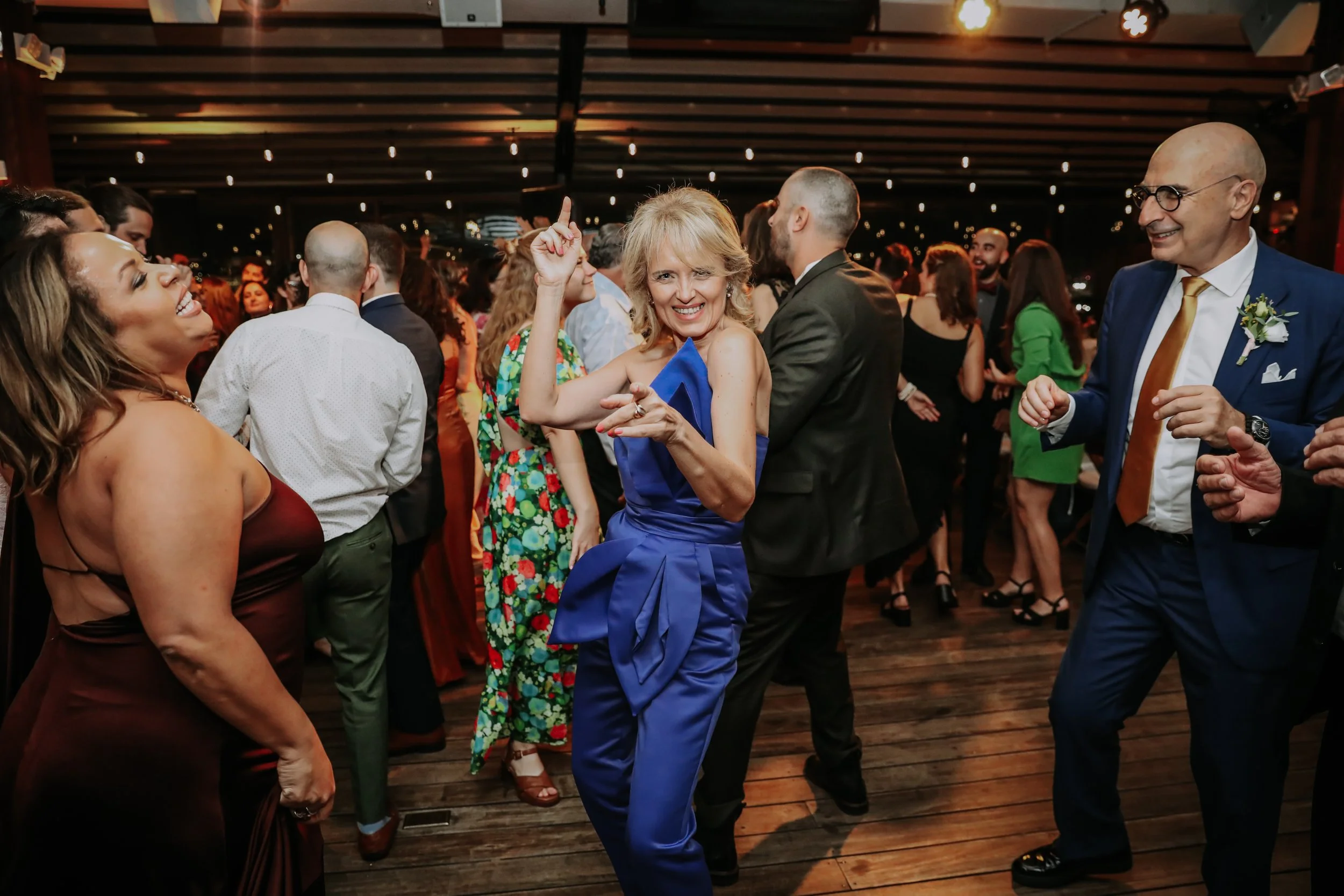 Brooklyn rooftop summer wedding225.jpg