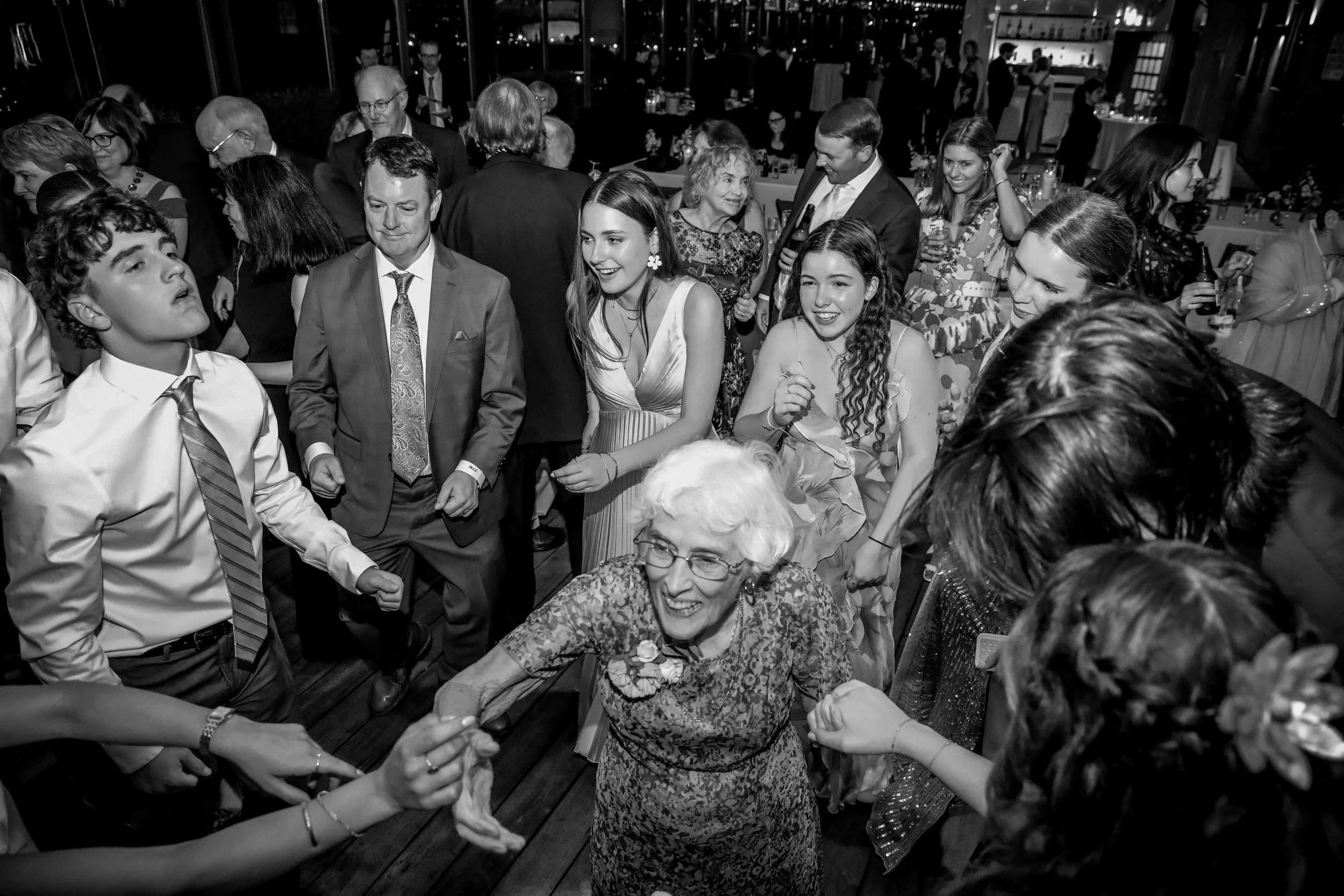 Brooklyn rooftop summer wedding245.jpg