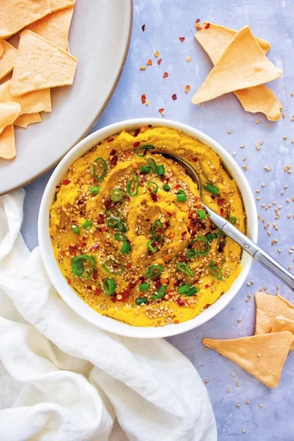 Turmeric Hummus 