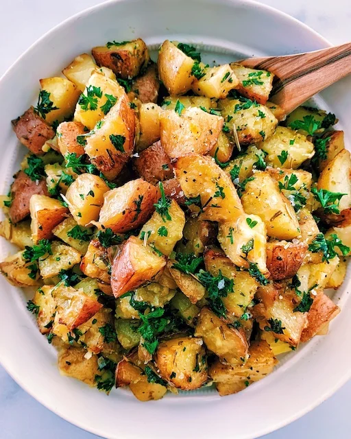 Garlic Herb Crispy Potatoes 
