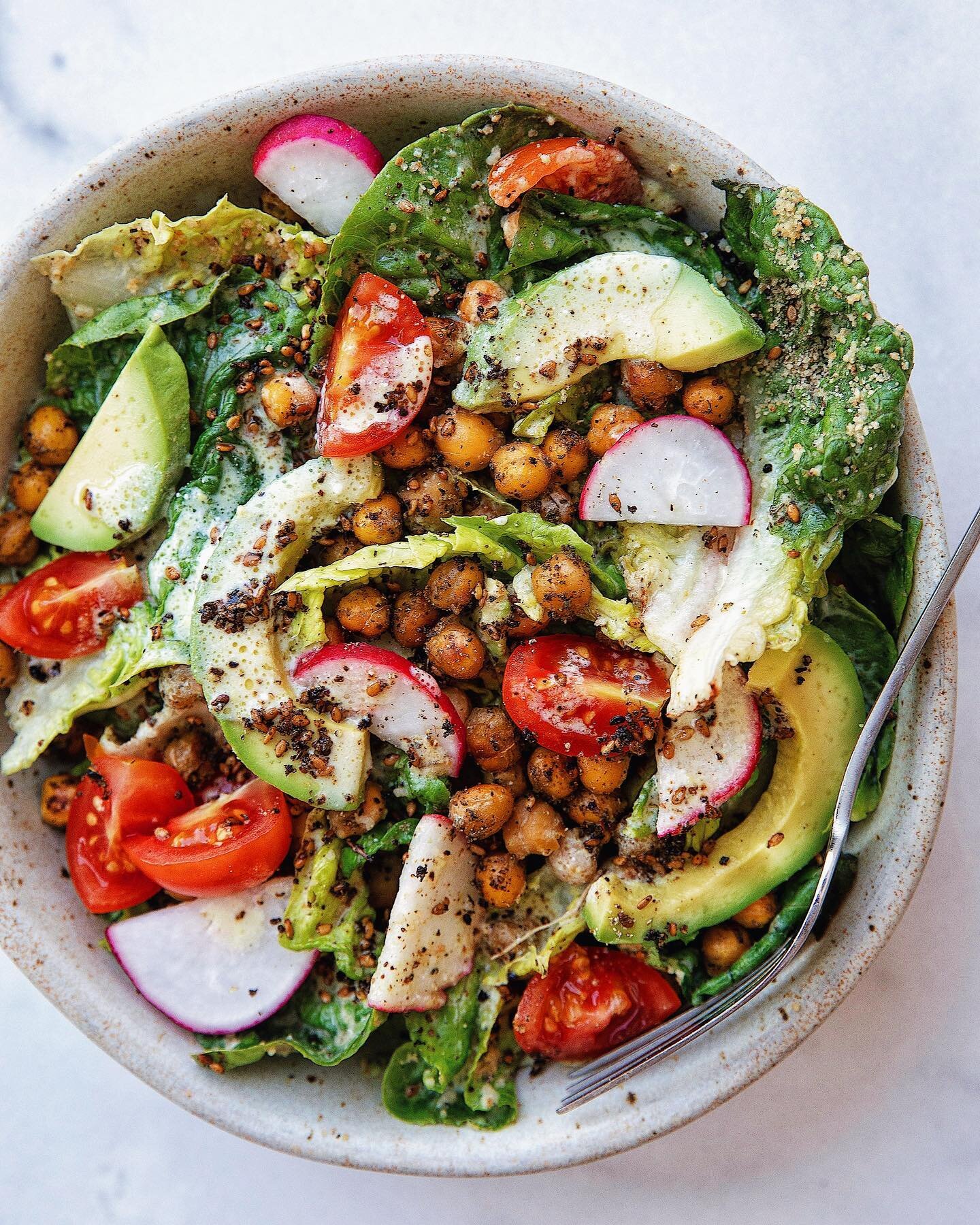 Bringing back this bad boy cause it&rsquo;s been awhile since I&rsquo;ve posted a bangin&rsquo; salad:

Little gem salad with za&rsquo;atar roasted chickpeas! 

Little gem lettuce tossed in a lemony yogurt mustard dressing (recipe below) topped with 