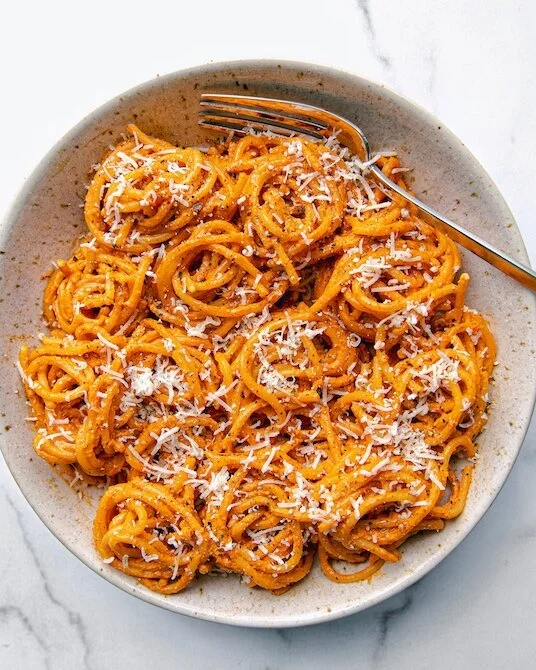 Roasted Red Pepper and Goat Cheese Pasta