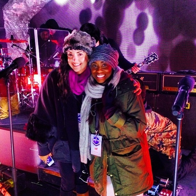 E! CANADA NYE SPECIAL