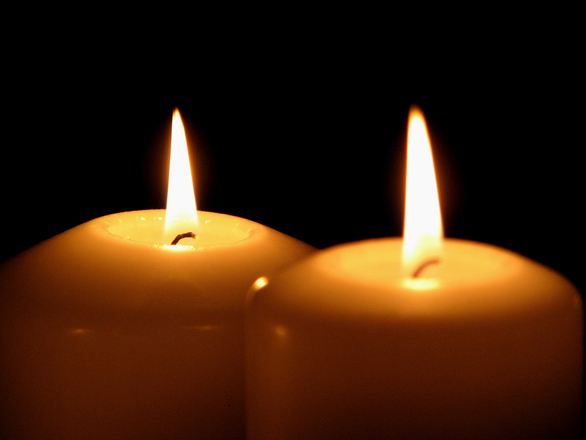 2-candles. 1312484.jpg