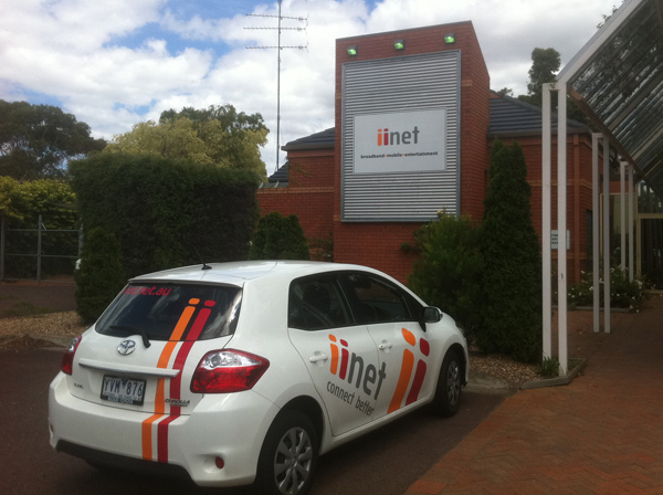 iiNet Corporate signs 2 Geelong.jpg