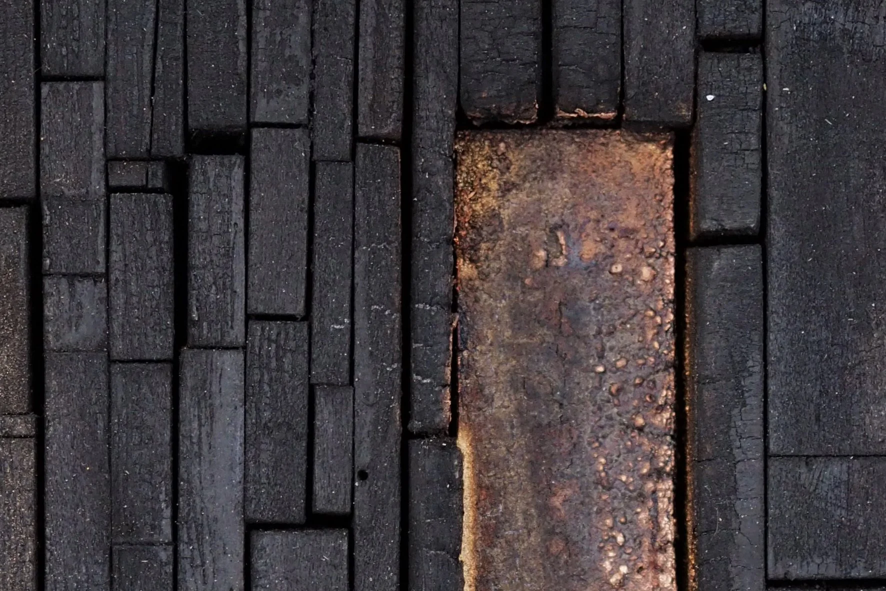 KaraBurrowes-GoldenGlow-detail-LR.jpg
