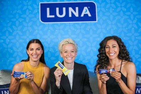 LunaBarUSWNT.jpg