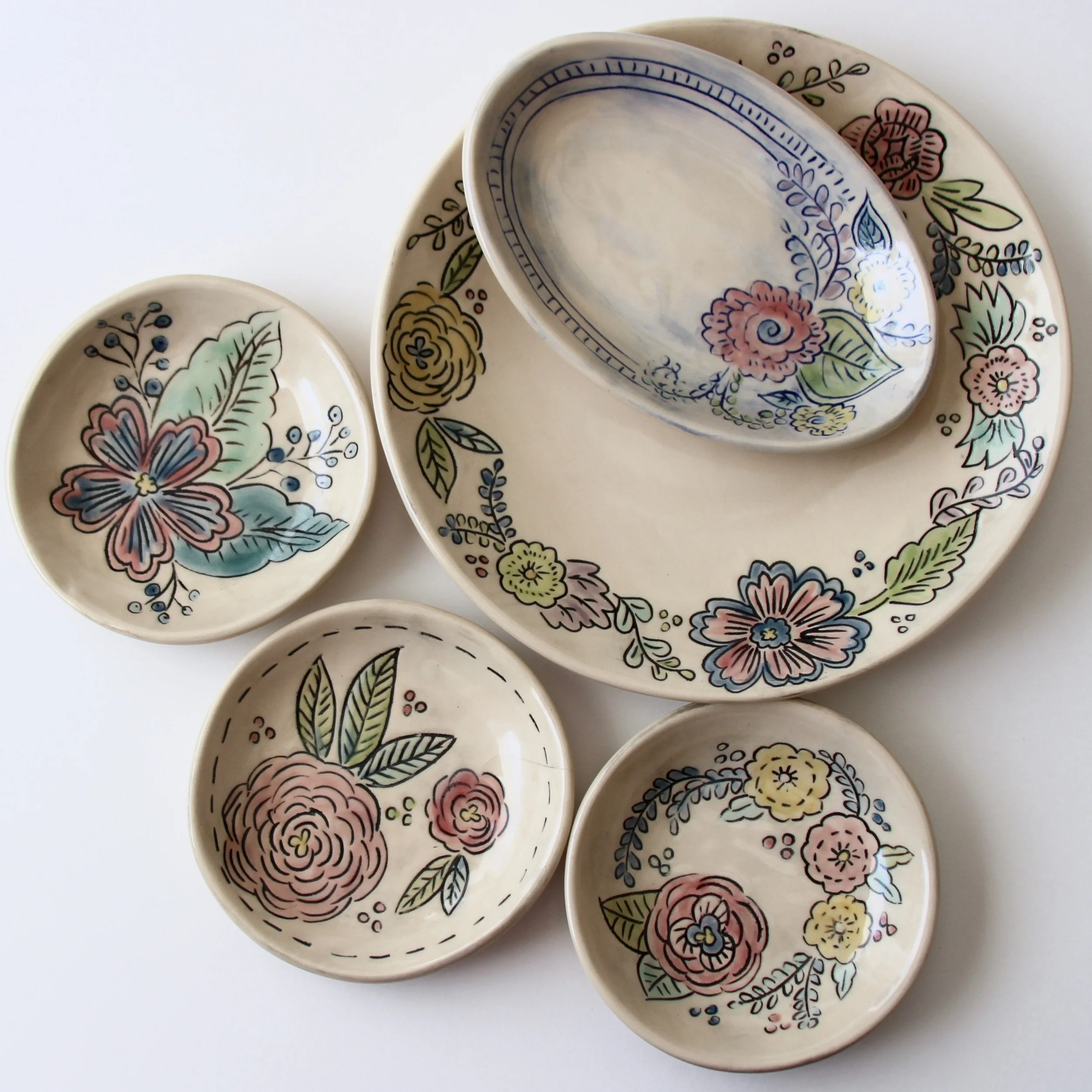 Mishima Floral Dishes