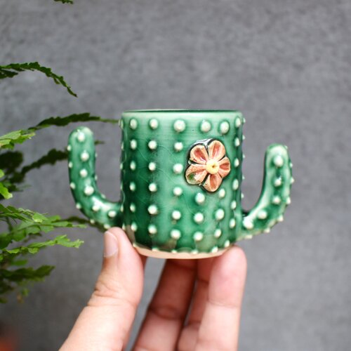 Cactus Sponge or Soap Holder in Emerald Green — Back Bay Pottery