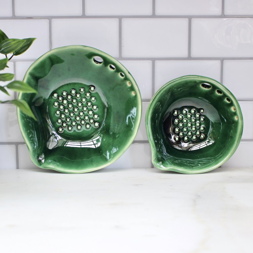 Herb & Garlic Bowl - Garlic Grater and Herb Stripper in One — Back Bay  Pottery