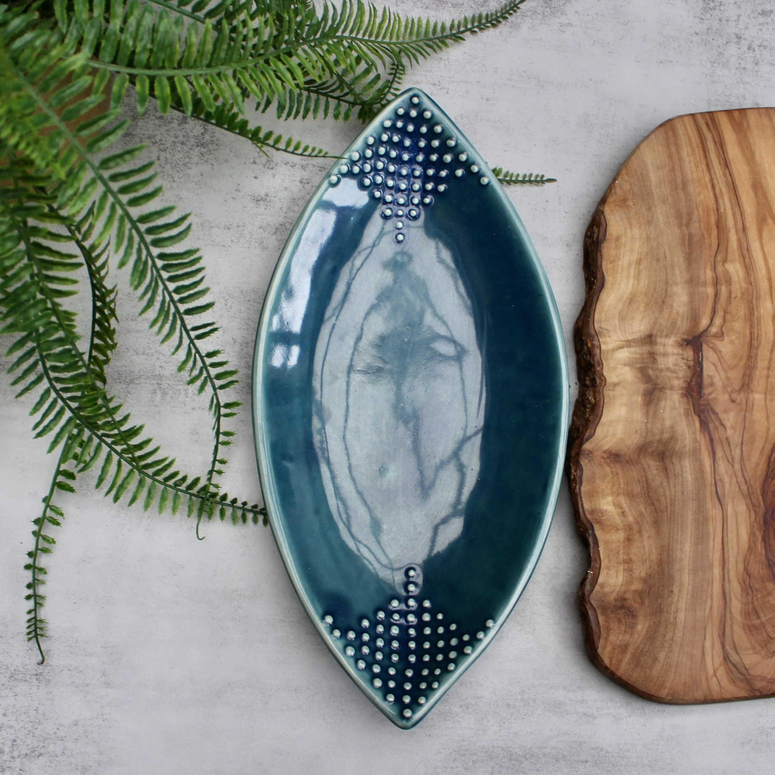 Teardrop Leaf Platter
