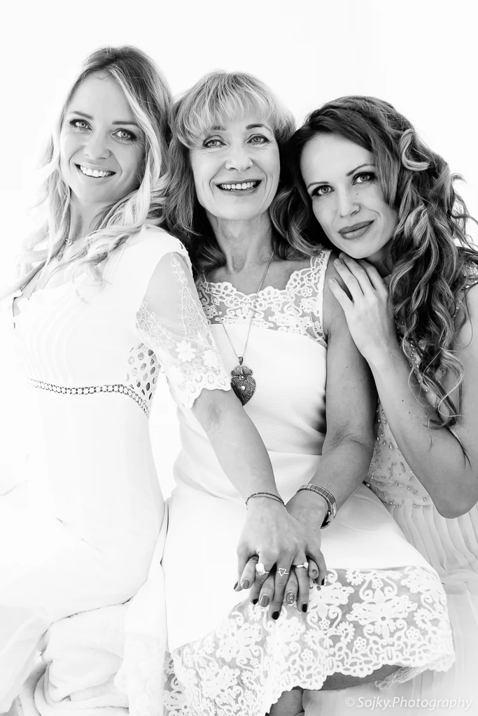 Alenka, Lucka & Alenka