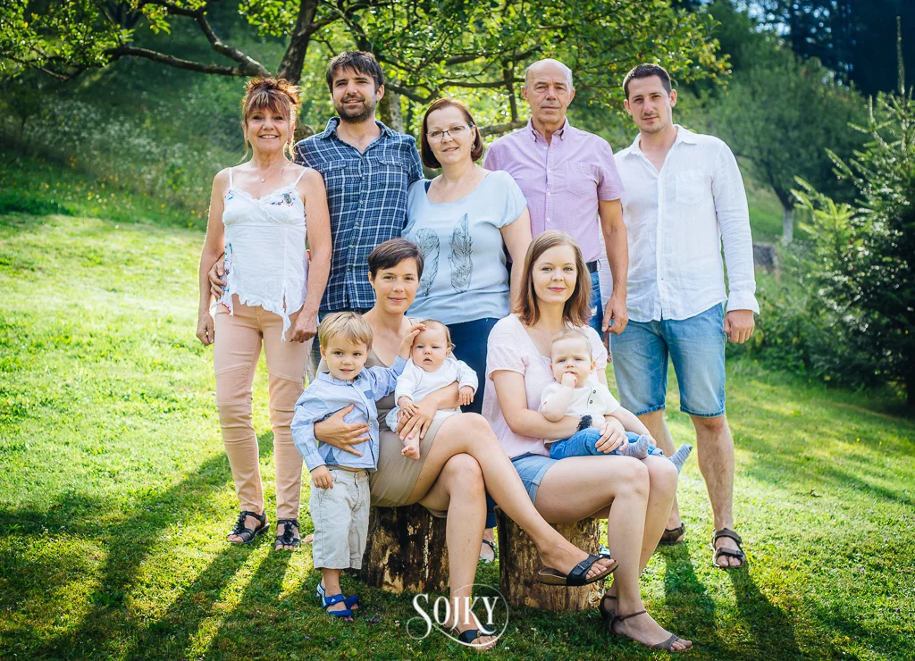 Generačné fotenie: Joanna, Trevor, Filipko s rodičmi a starými rodičmi