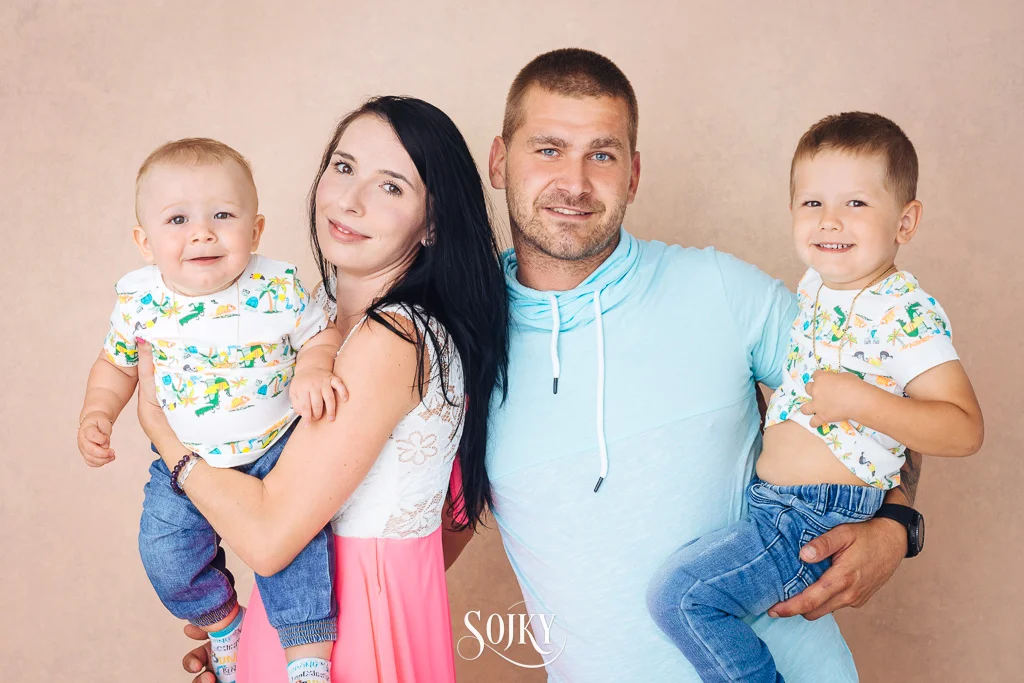 009 - 2019.08.14 - 14.32.58 - Pechackovci-Edit.jpg