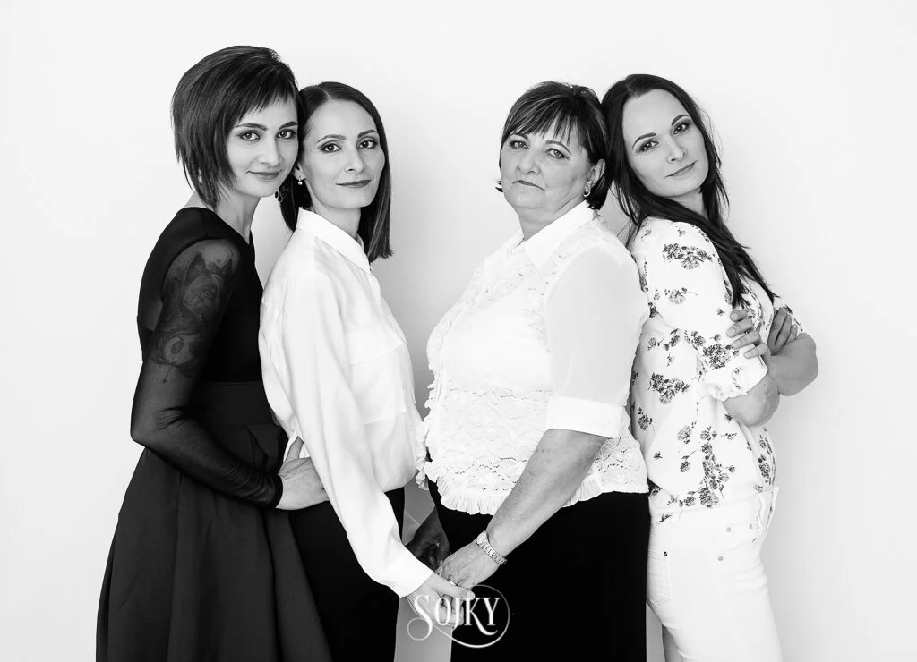 004 - 2019.12.13 - 18.09.55 - Kurekove baby-Edit.jpg