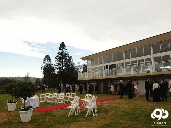 Narrabeen Beach . wedding ceremony