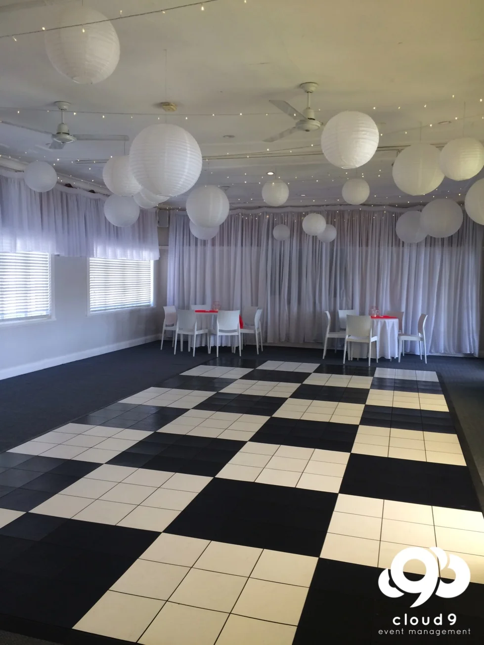 Black & White Check Dance Floor - wedding reception styling
