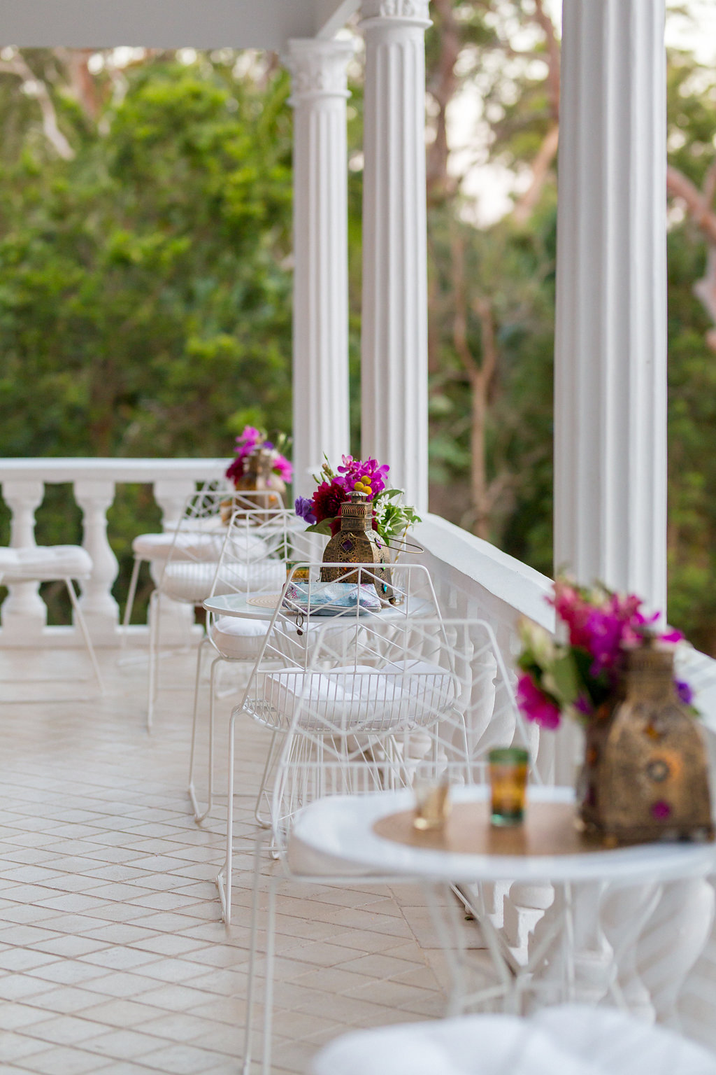 White and Fuschia Party Stylist Northern Beaches.jpg