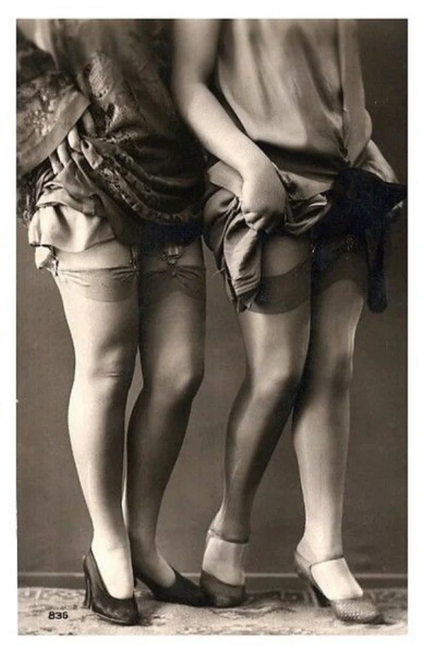 1920s stockings.jpg