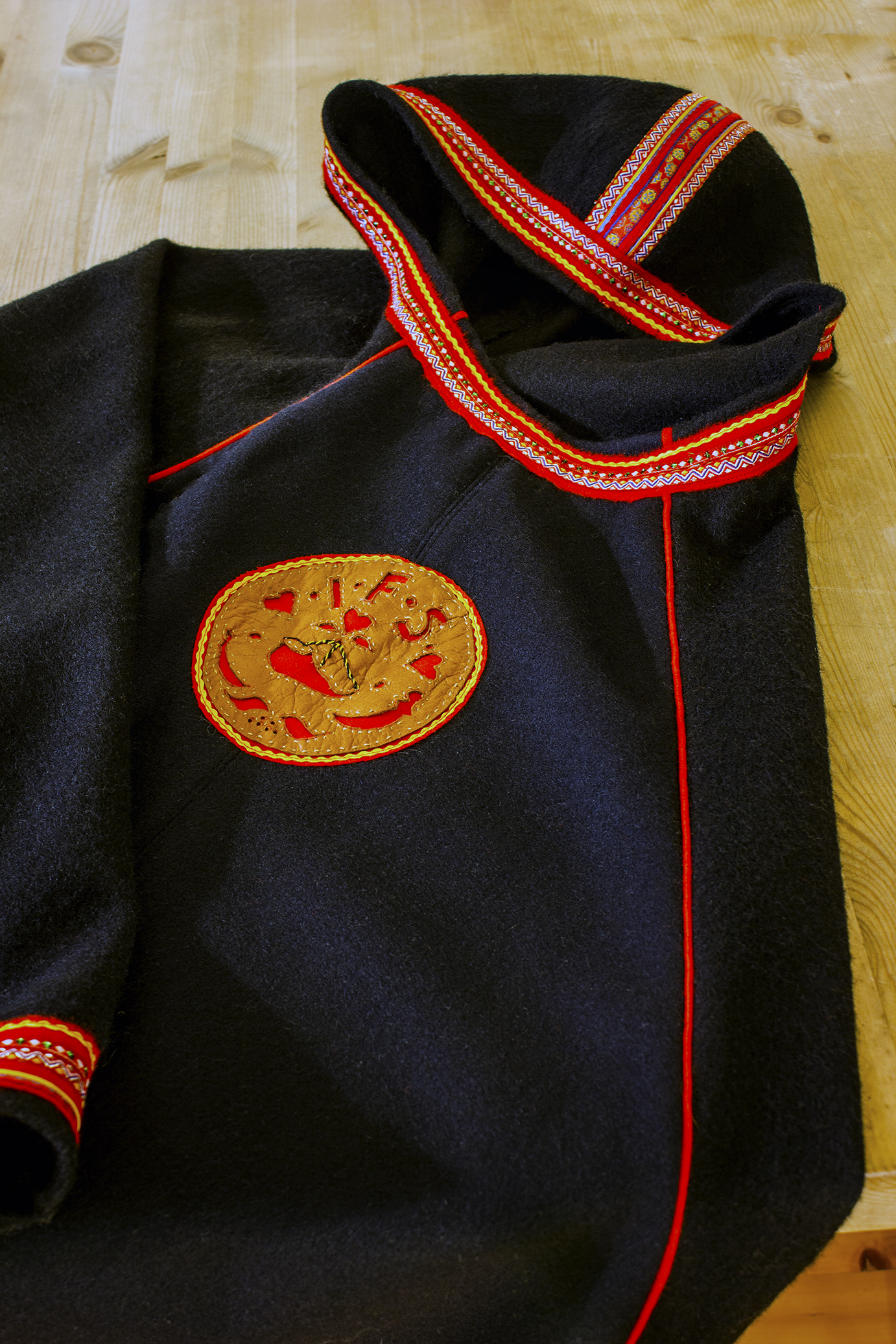 Sami coat