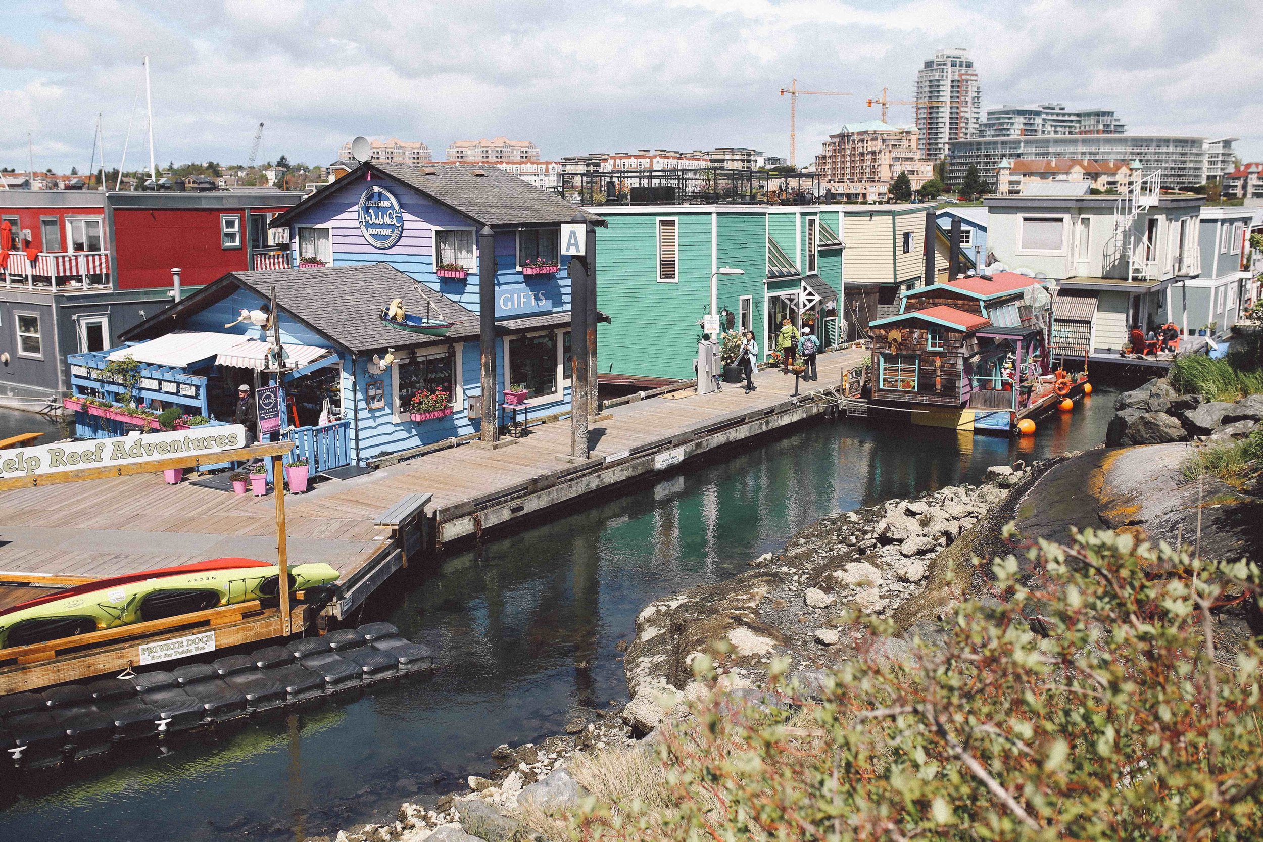 House Boats in Victoria
