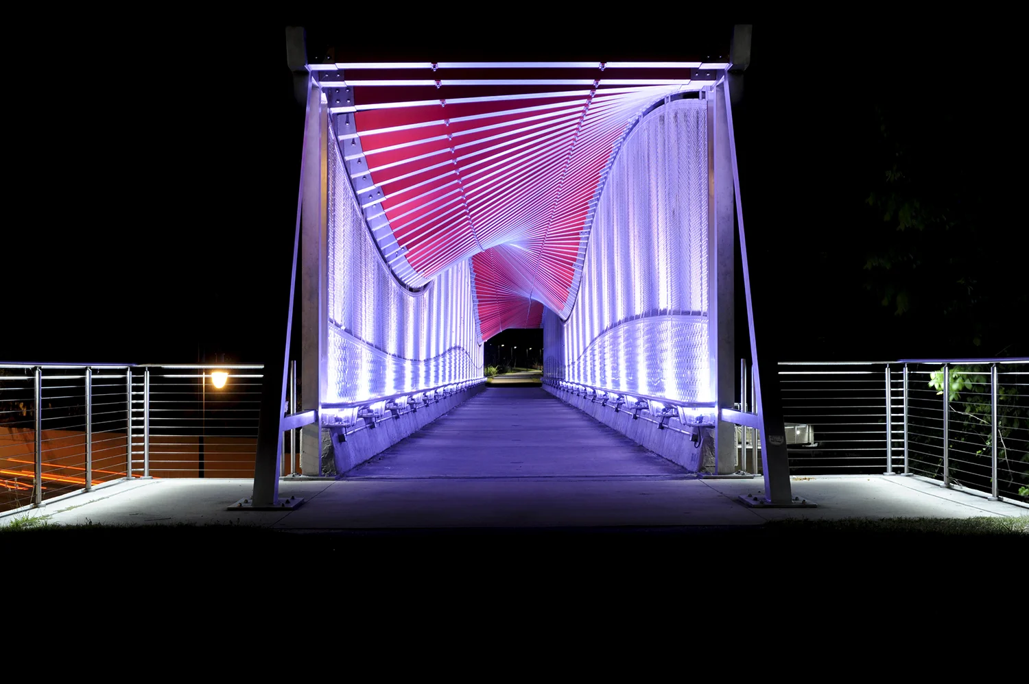 The Helix DNA Bridge