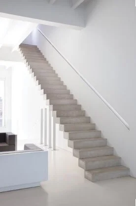 MICROCEMENTO CREARTE ESCALERAS.jpg