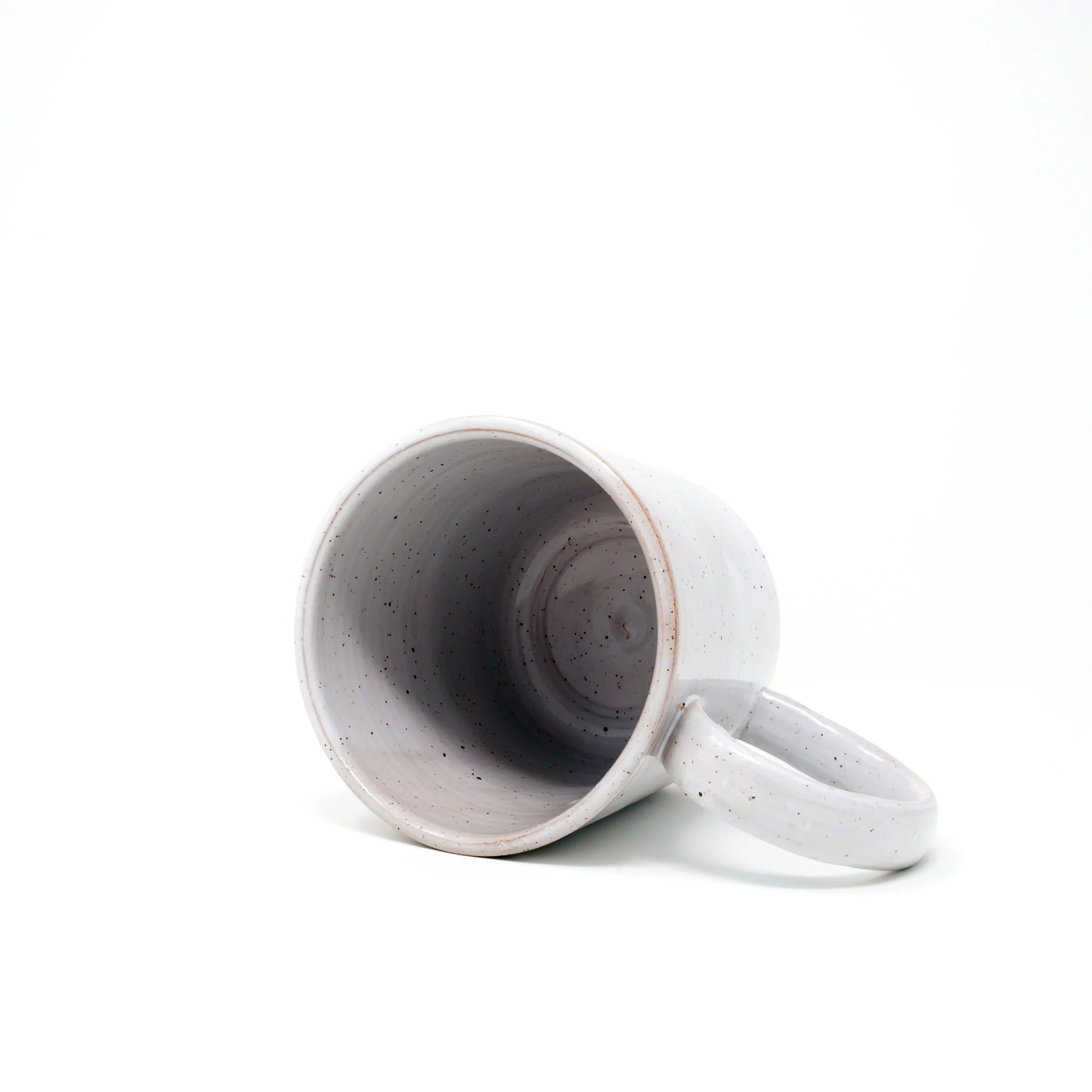 MUG001PYR-SW-004-2.jpg