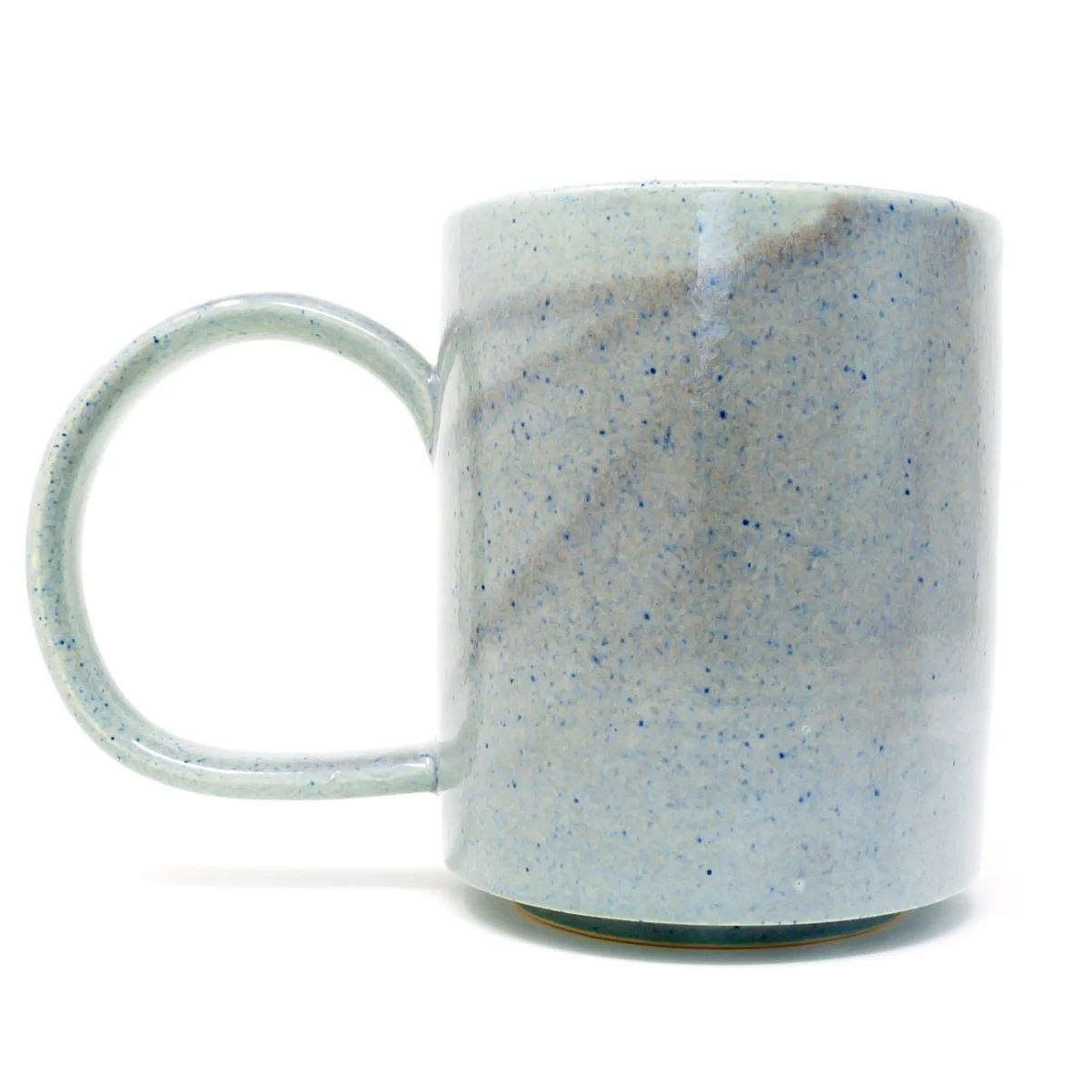 MUG001ERG-PG-007.jpg
