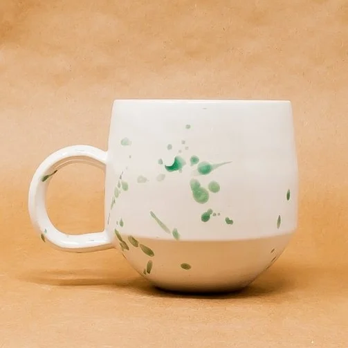 MUG002AST-FG-001.jpg