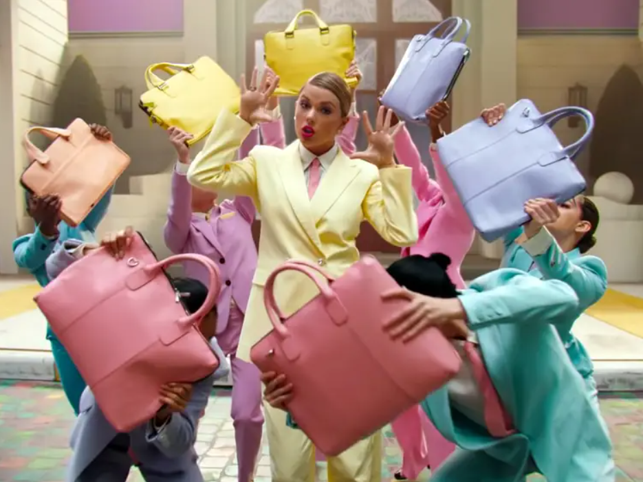 Taylor Swift Me Bags.png