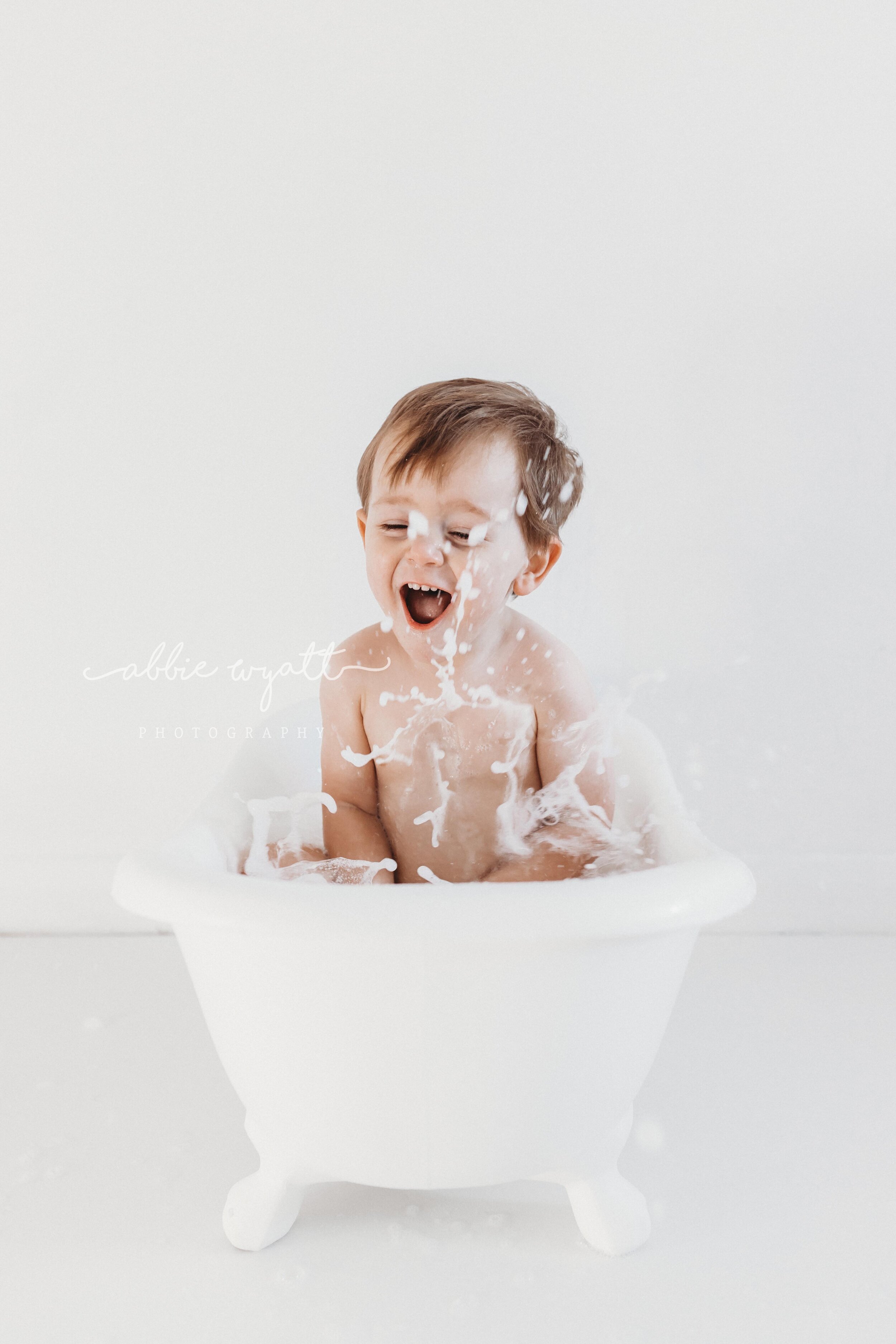 Abbie Wyatt Photography | Newborn, Baby & Cake Smash Photographer | Hemel Hempstead 4.jpg