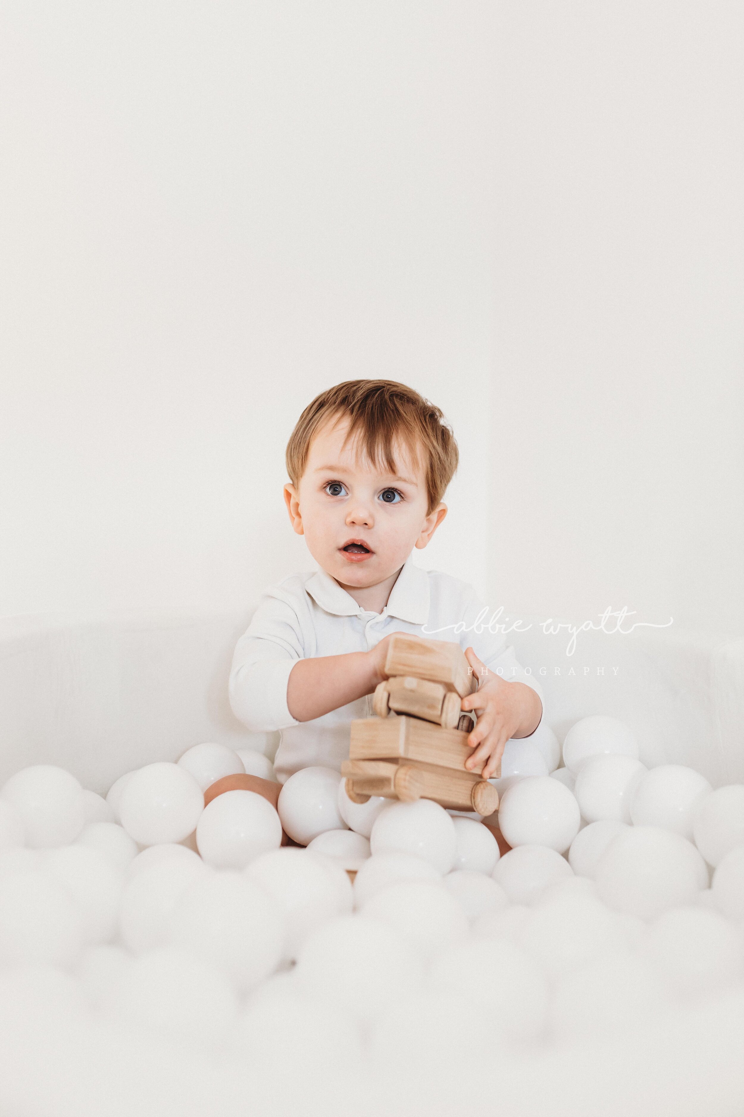 Abbie Wyatt Photography | Newborn, Baby & Cake Smash Photographer | Hemel Hempstead 3.jpg