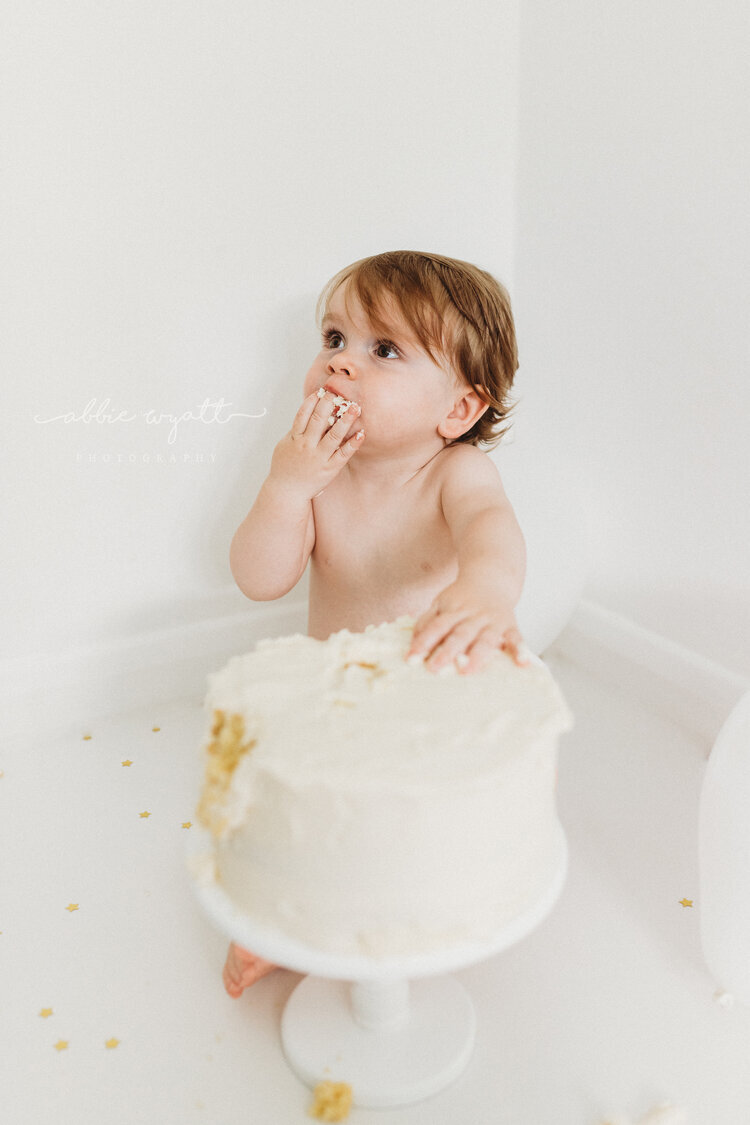 Abbie Wyatt Photography - Newborn, Baby & Cake Smash Photographer - Hemel Hempstead 5.jpg