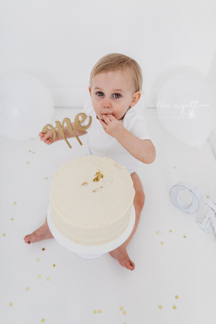 Abbie Wyatt Photography - Newborn, Baby & Cake Smash Photographer - Hemel Hempstead 13.jpg