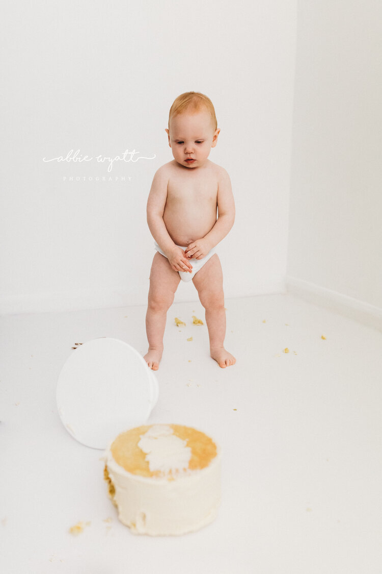 Abbie Wyatt Photography - Newborn, Baby & Cake Smash Photographer - Hemel Hempstead 19.jpg