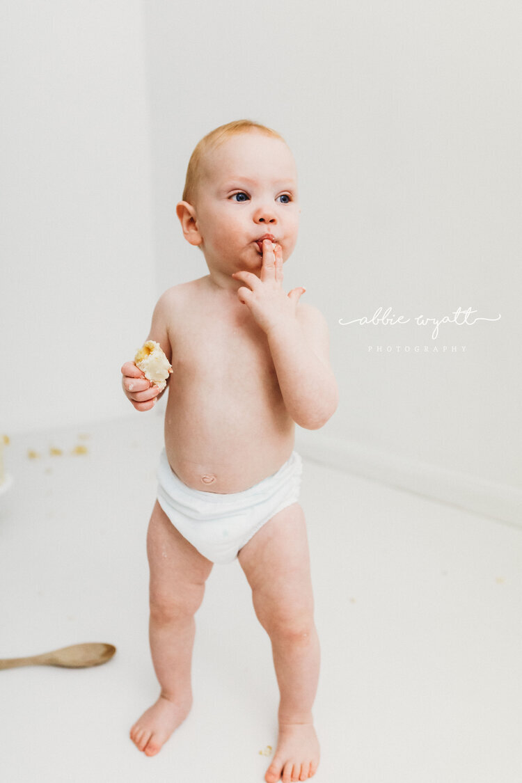 Abbie Wyatt Photography - Newborn, Baby & Cake Smash Photographer - Hemel Hempstead 21.jpg