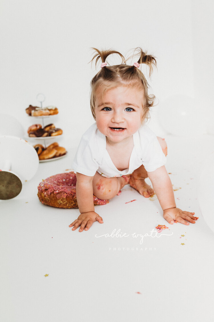 Abbie Wyatt Photography - Newborn, Baby & Cake Smash Photographer - Hemel Hempstead 24.jpg