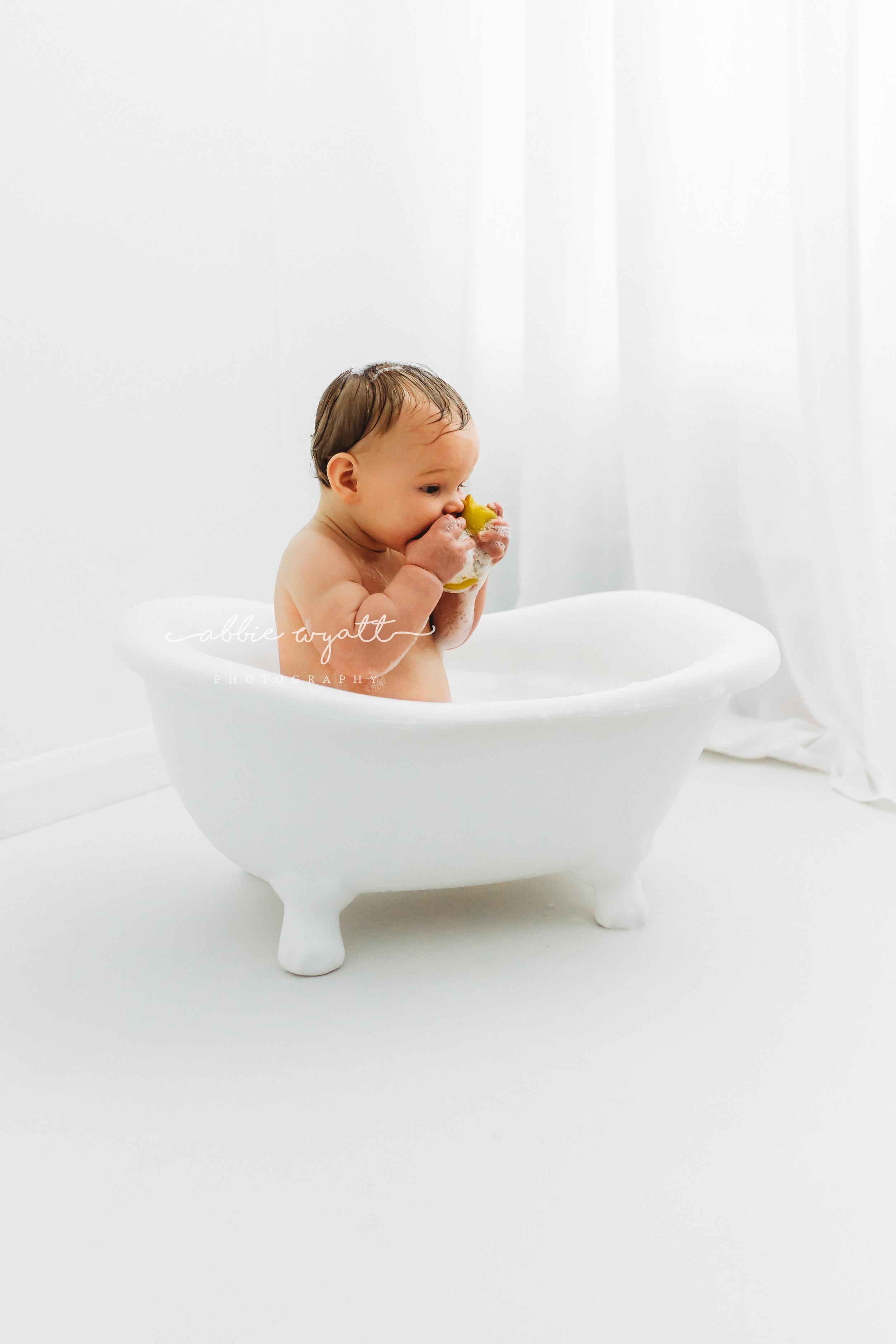 Abbie Wyatt Photography - Newborn, Baby & Cake Smash Photographer - Hemel Hempstead 12.jpg