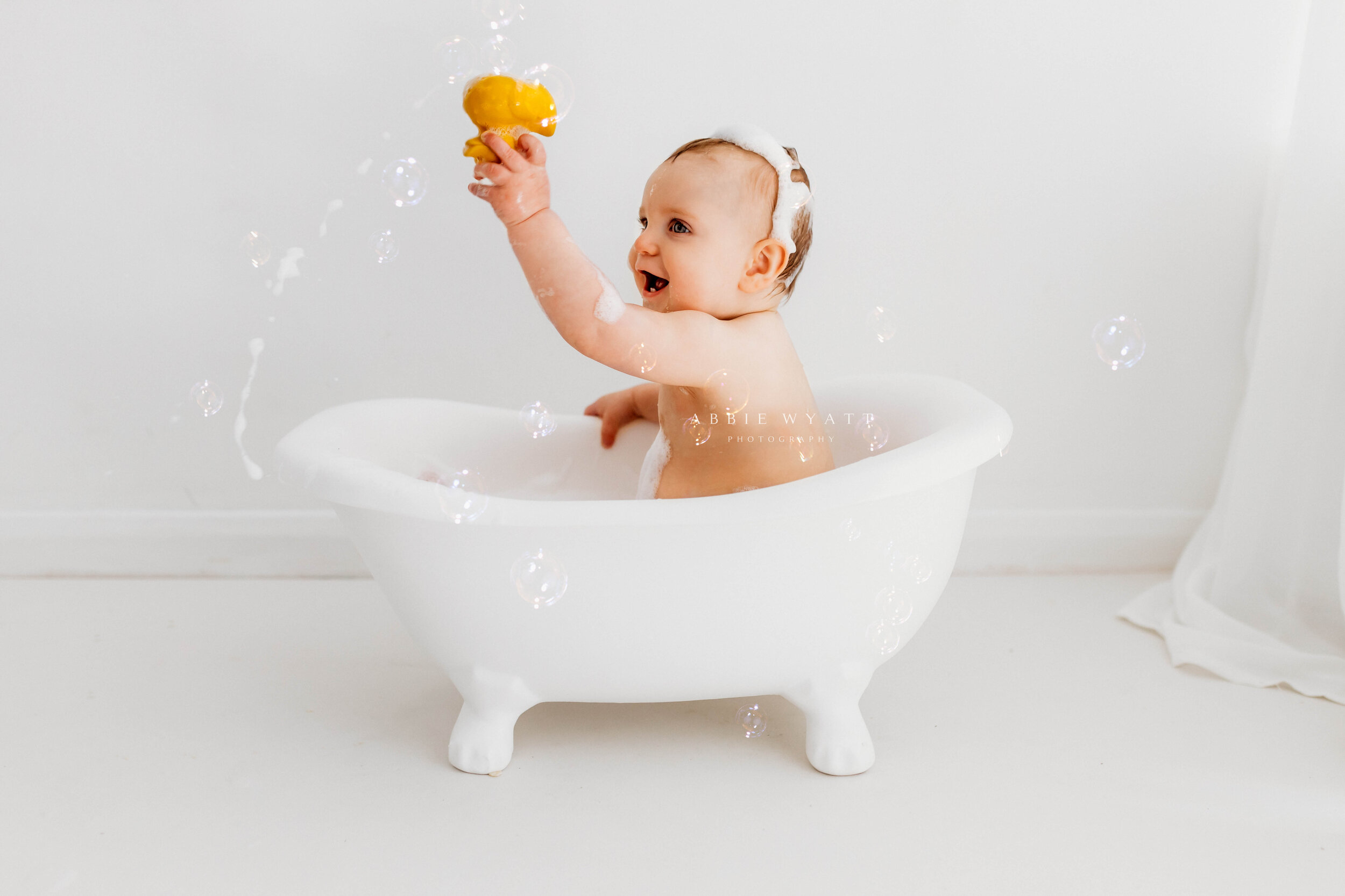 Abbie Wyatt Photography - Newborn, Baby &amp; Cake Smash Photographer. Based in Hemel Hempstead.