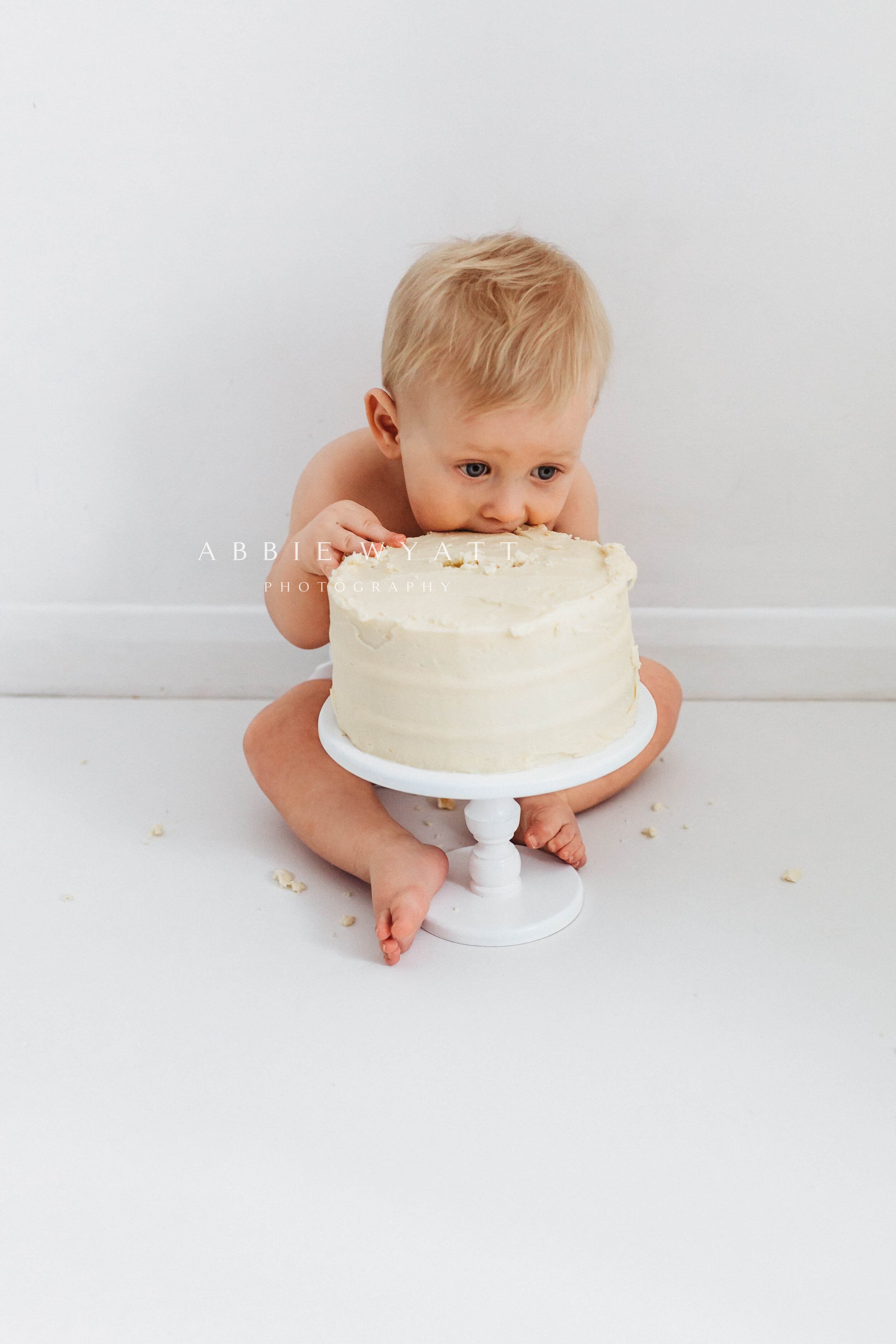 Abbie Wyatt Photography - Newborn, Baby &amp; Cake Smash Photographer. Based in Hemel Hempstead.