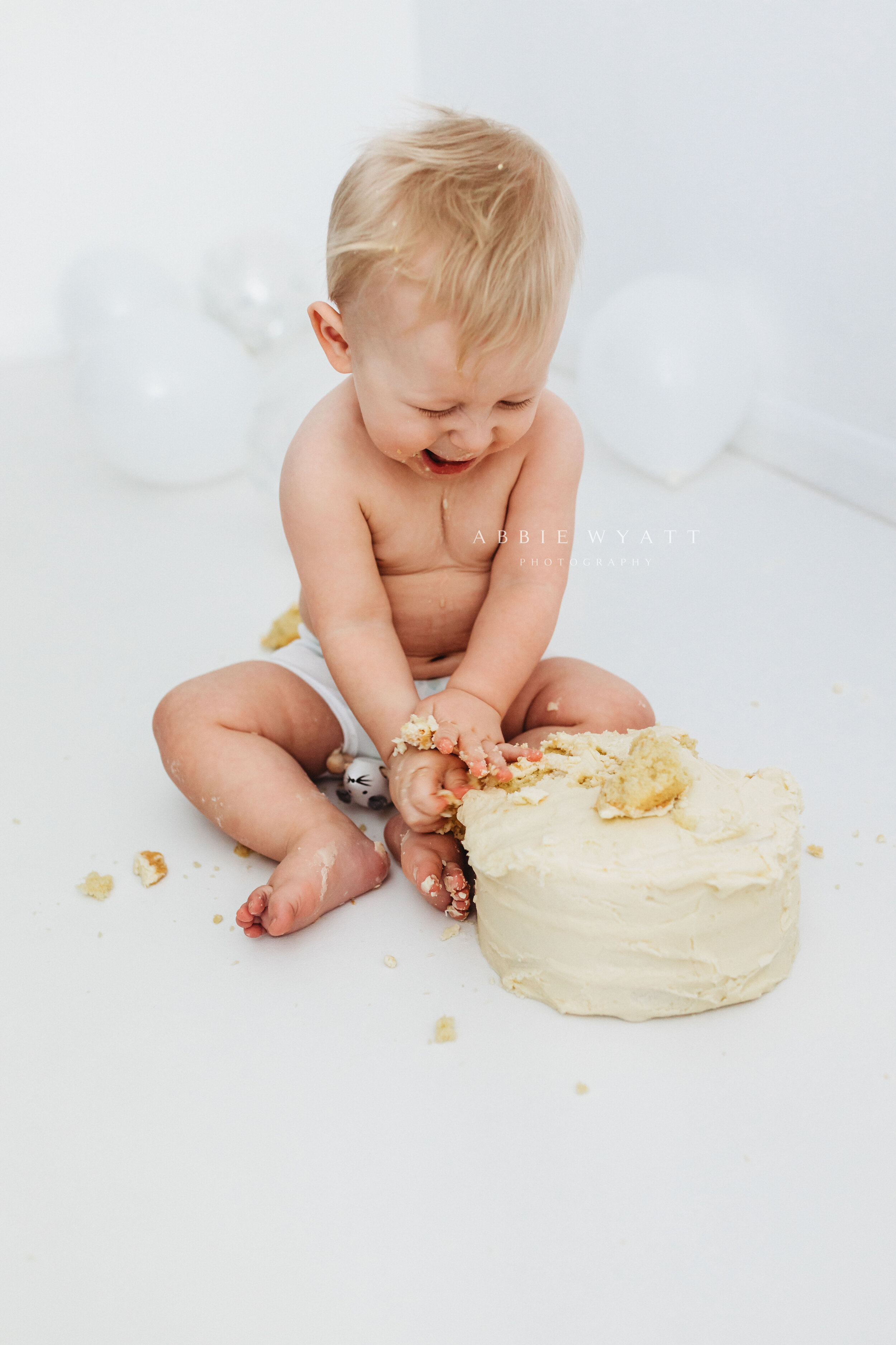 Abbie Wyatt Photography - Newborn, Baby &amp; Cake Smash Photographer. Based in Hemel Hempstead.