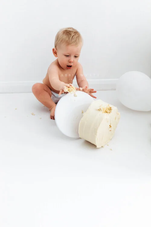 Jaxon+Cake+Smash+-17.jpg