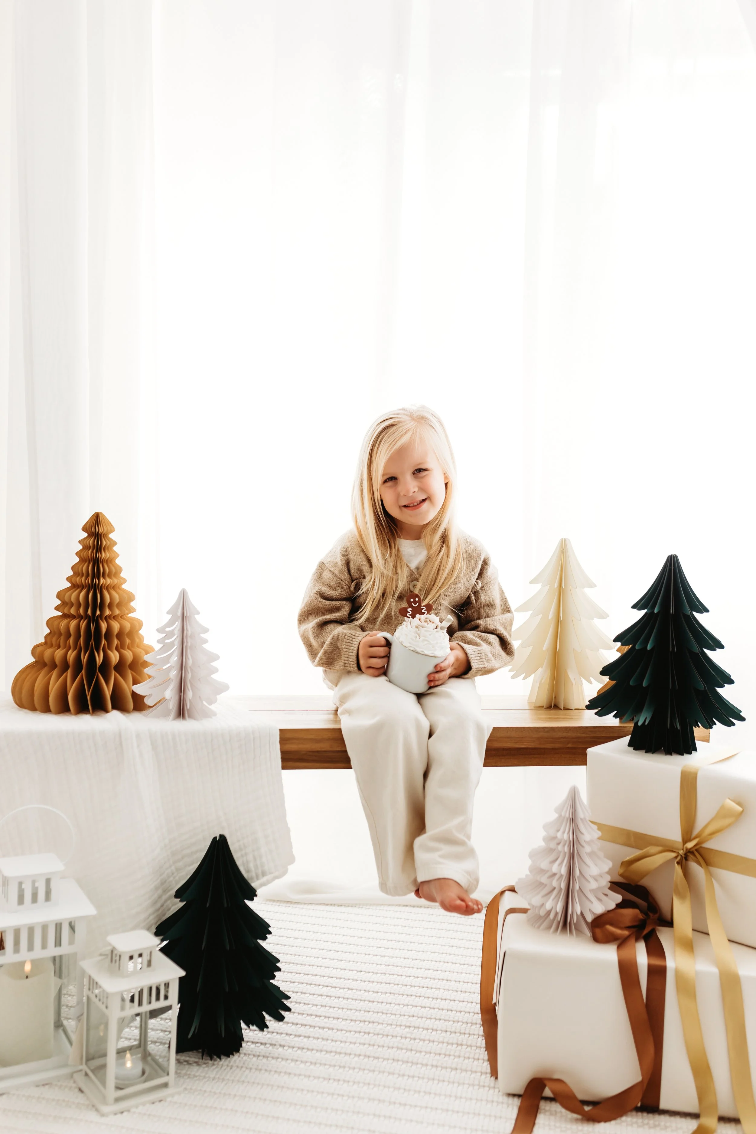 Poppy_Xmas_26 -6.jpg