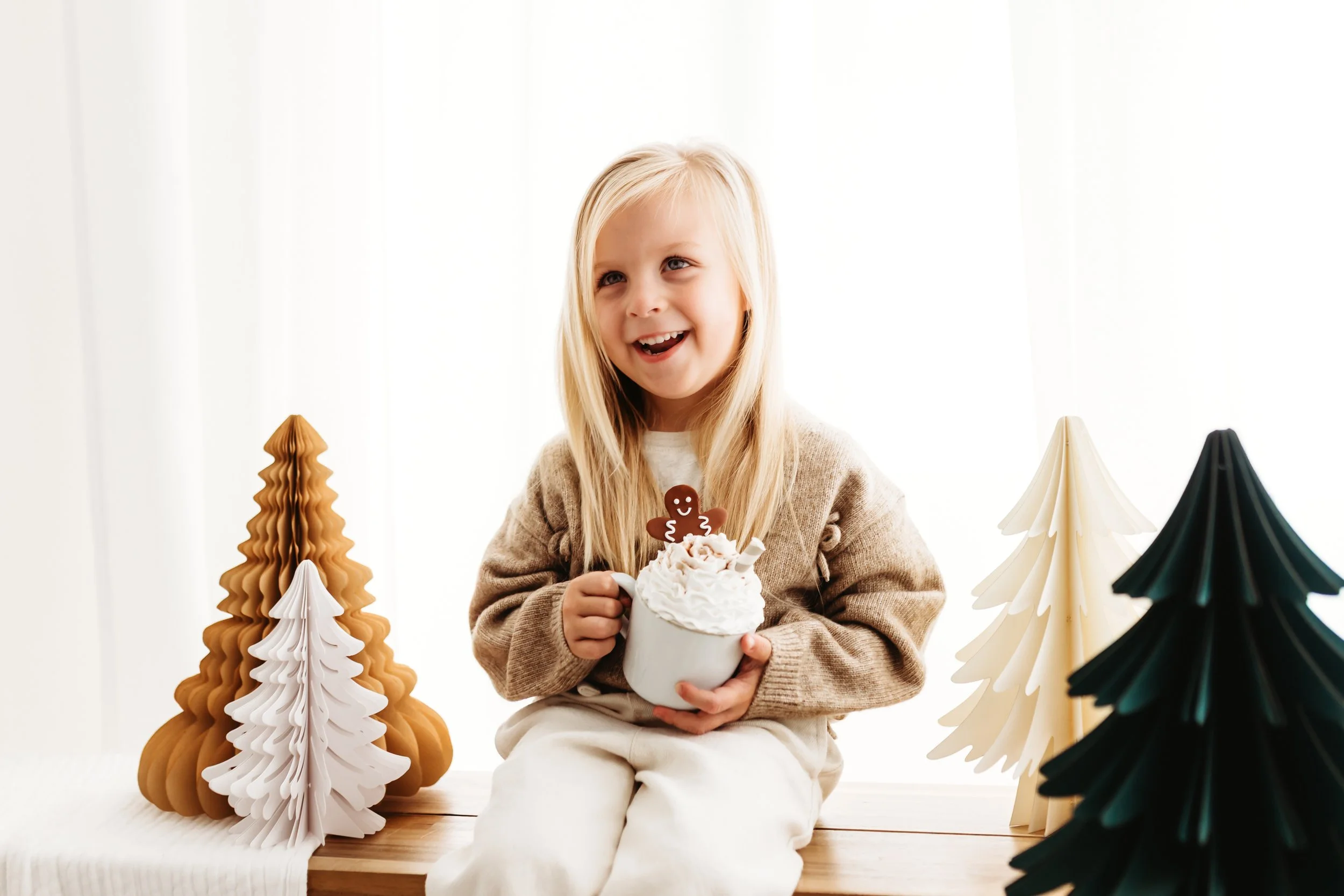 Poppy_Xmas_26 -15.jpg